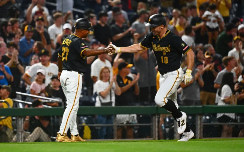 McCann’s single gives D-backs win over Pirates in 12th inning